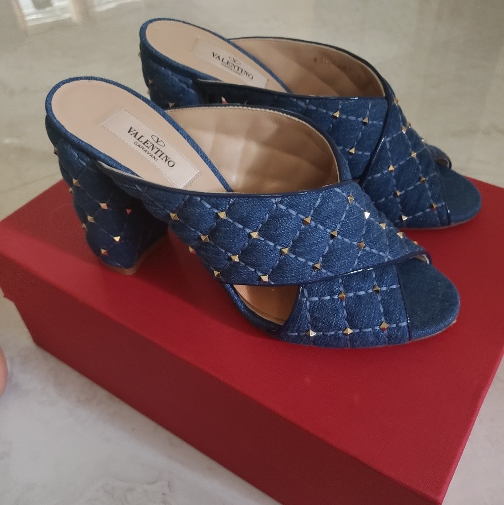 NEW Valentino Denim Rockstud Spike Block Heel Sandals